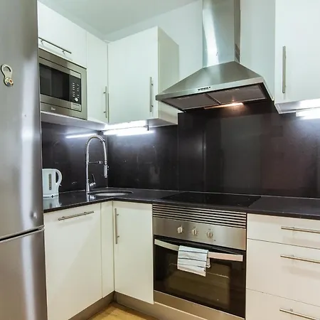 Apartment One Bedroom Close To *